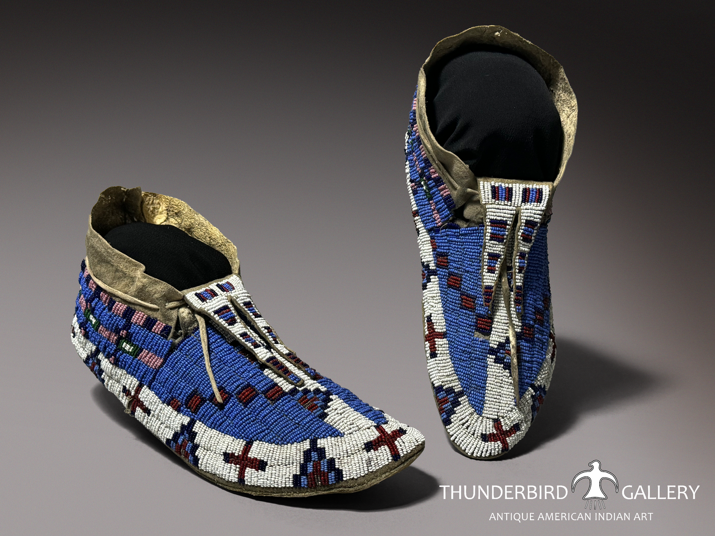 Sioux Moccasins / 1890