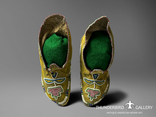 Kiowa Children's Moccasins / 1880